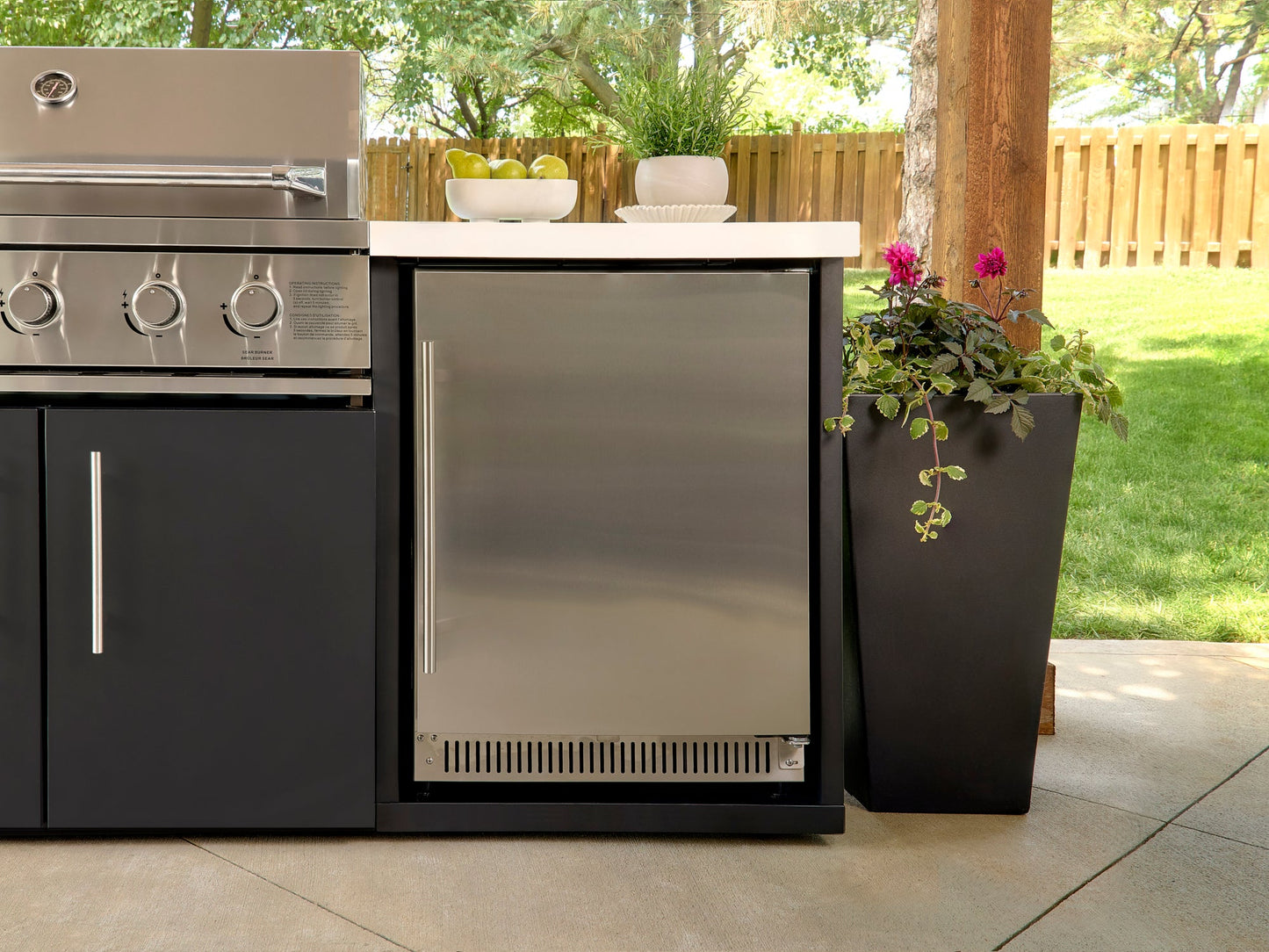 Emory | 9-Foot Outdoor Kitchen Island with Built-In Griddle