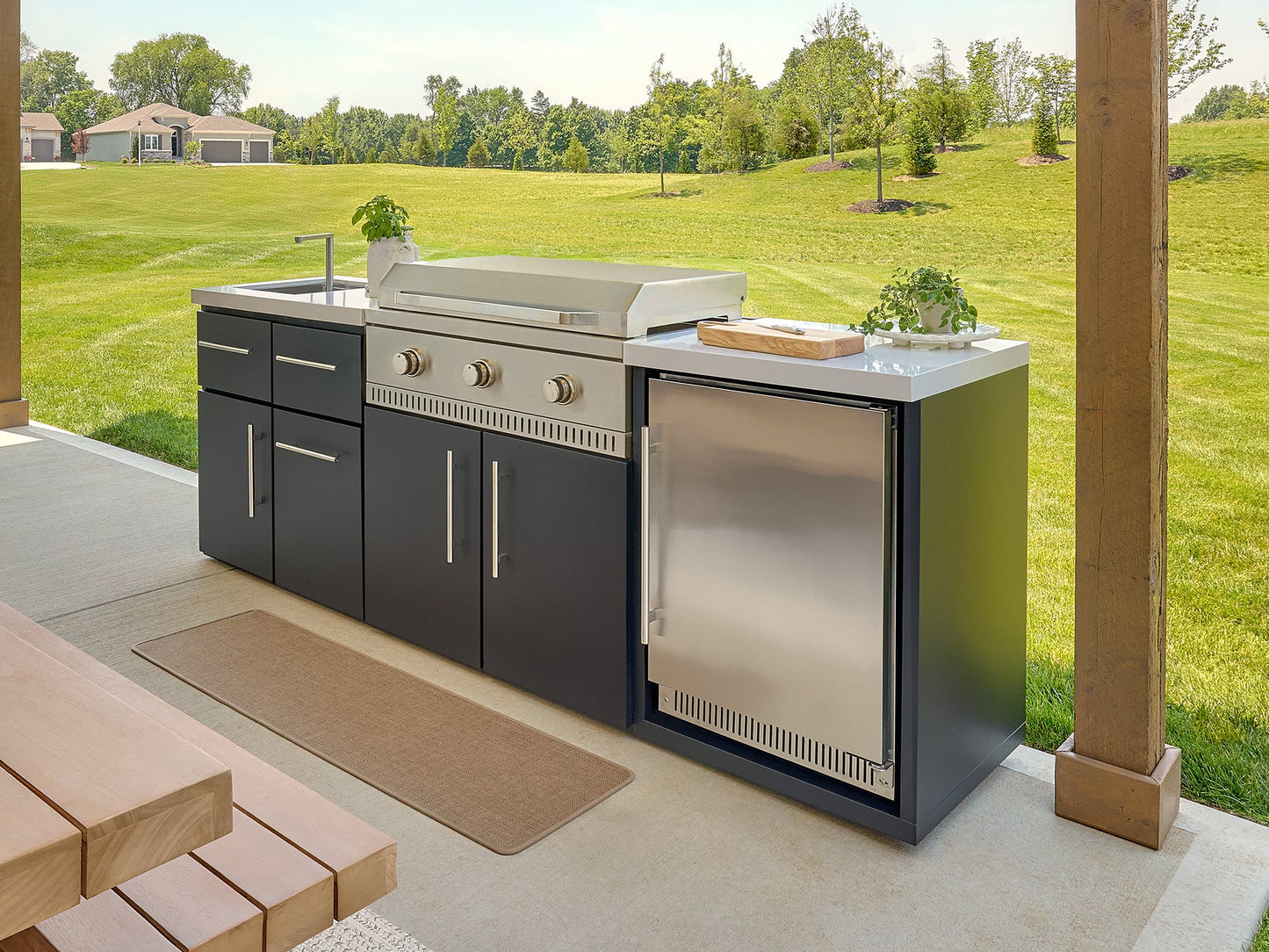 Emory | 9-Foot Outdoor Kitchen Island with Built-In Griddle