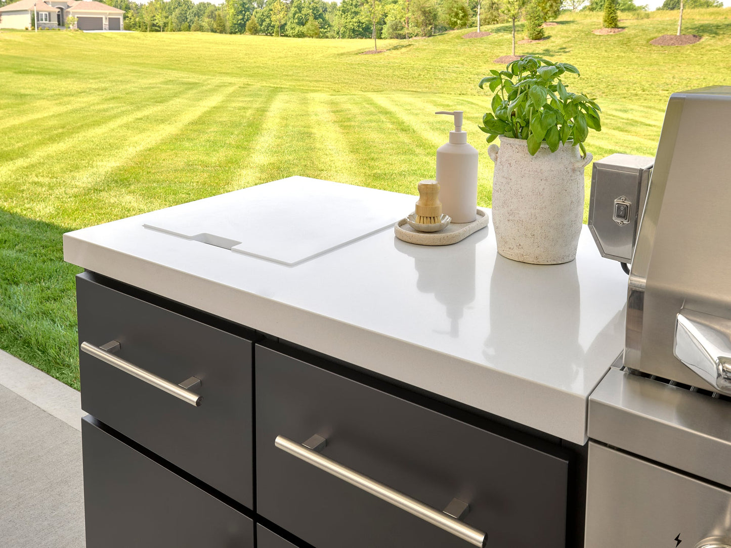 Emory | 9-Foot Outdoor Kitchen Island with Built-In Griddle