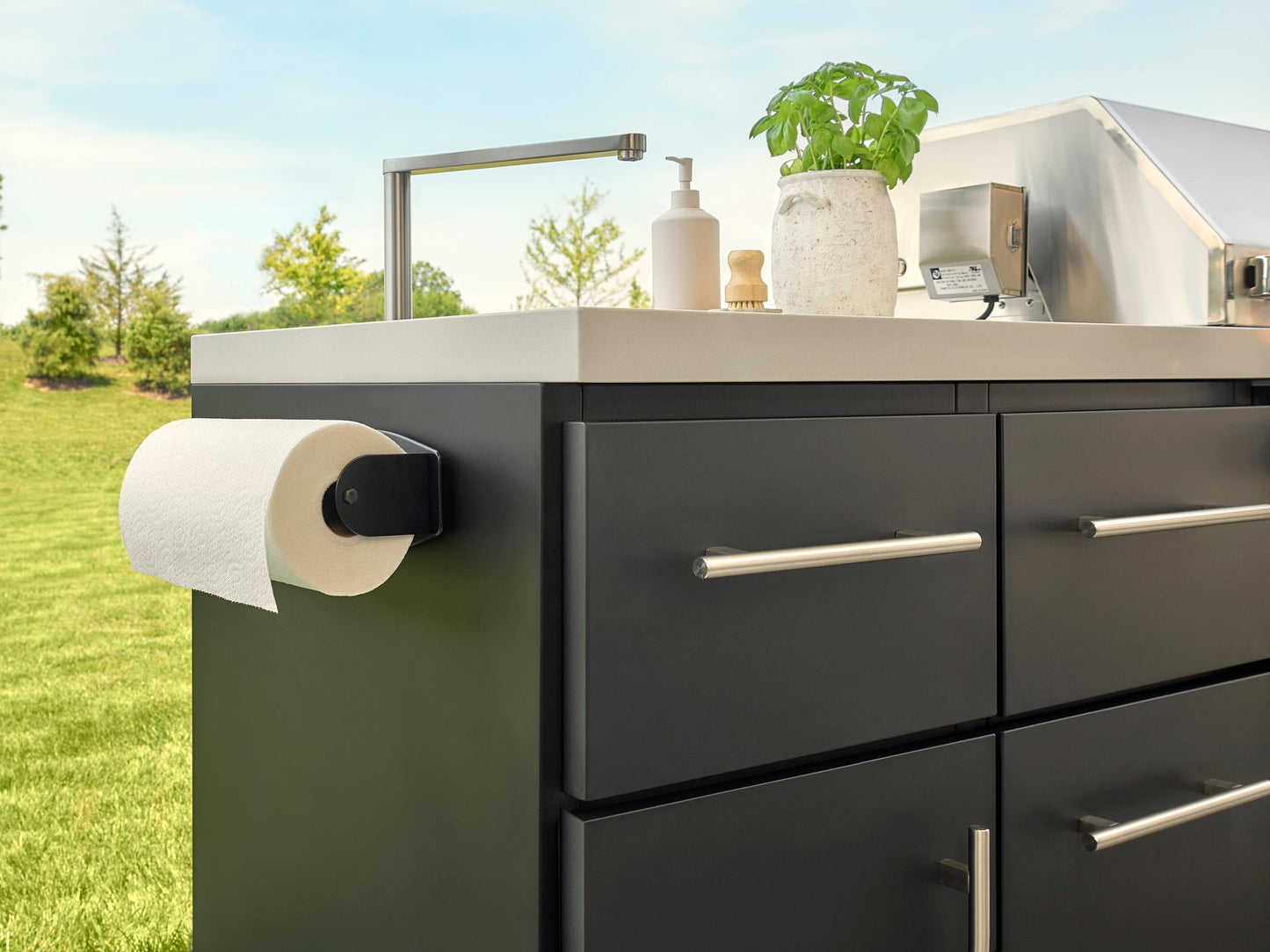 Emory | 9-Foot Outdoor Kitchen Island with Built-In Griddle