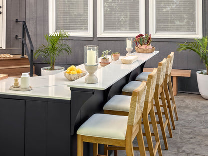 Emory | Corner Outdoor Kitchen Island with Bar Seating & Built-In Griddle – Right
