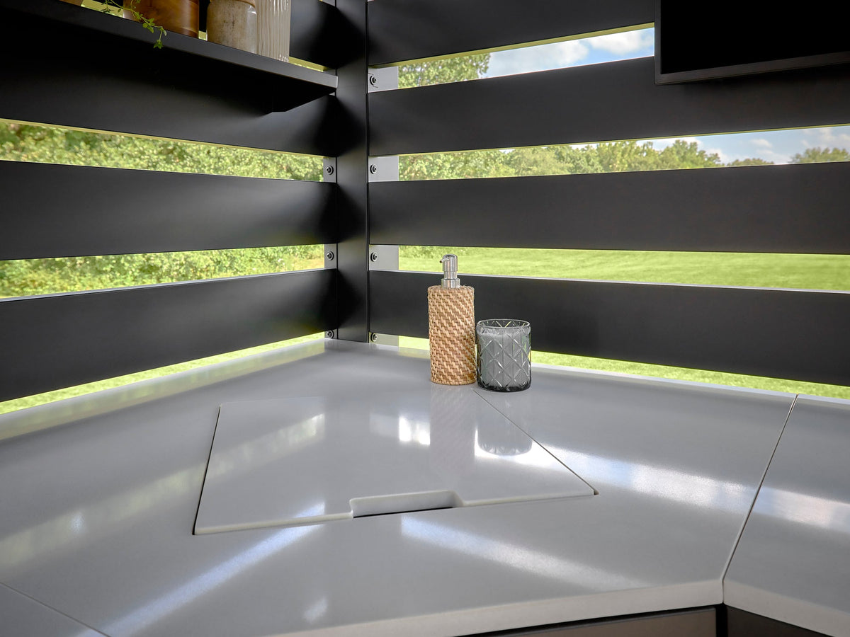 Langston | Covered Walk-In Outdoor Kitchen with Built-In Grill & Pizza Oven