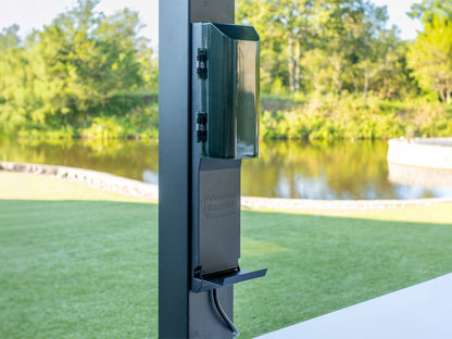 Edgemont Bay | U-Shape Outdoor Kitchen with Bar Seating, Grill & Pizza Oven